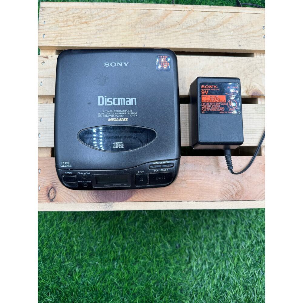 VTG Sony Discman D33 Portable CD Player wOriginal AC Adapter-For Parts